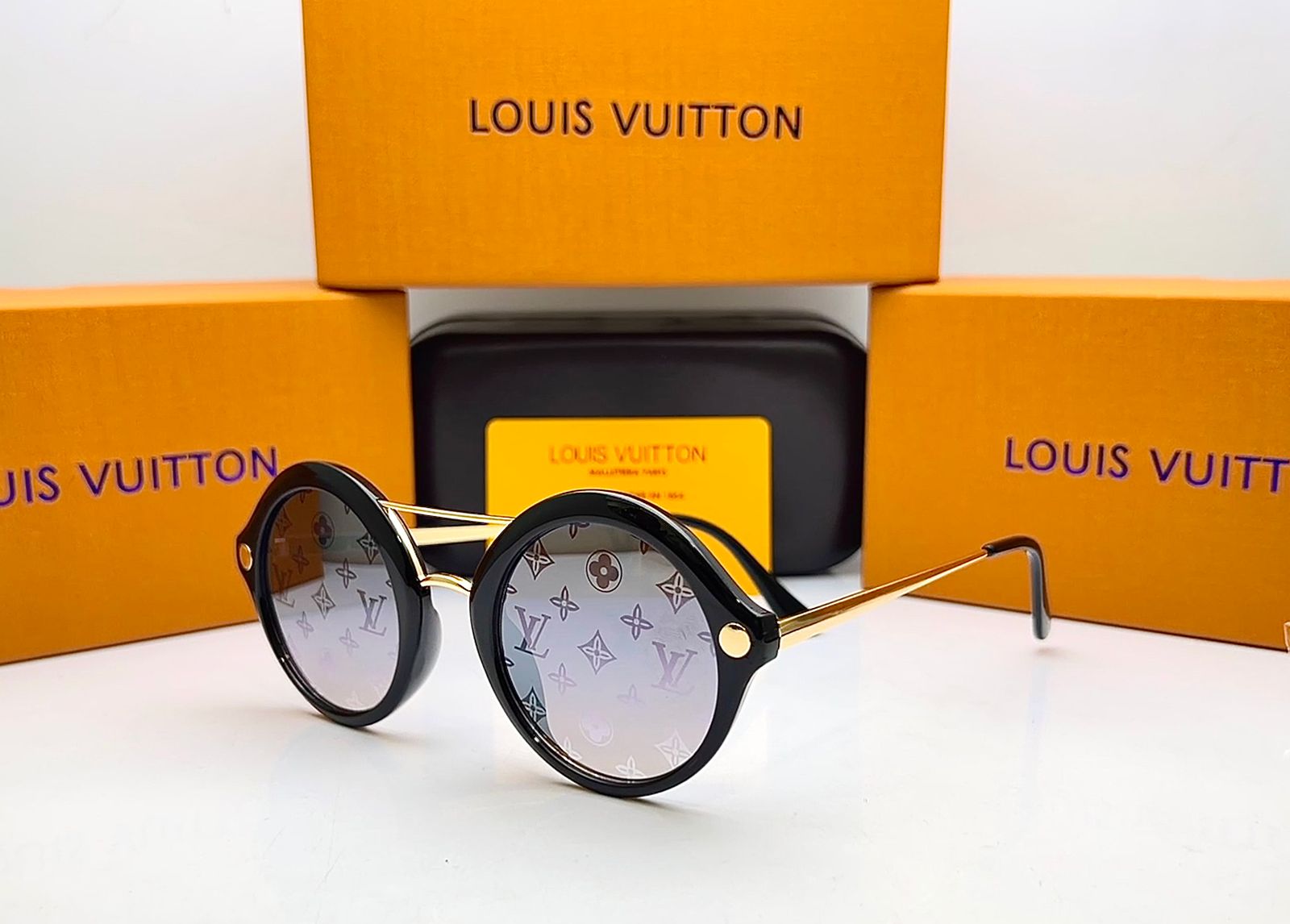 Original Louis Vuitton Eye Wear Sun Glasses in Pakistan